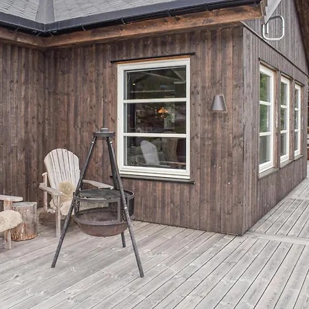 Holiday home 4 Bedroom Beautiful In *